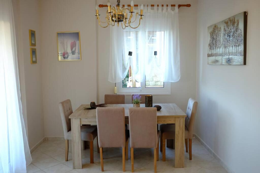 Petra'S House Villa Полихроно Екстериор снимка